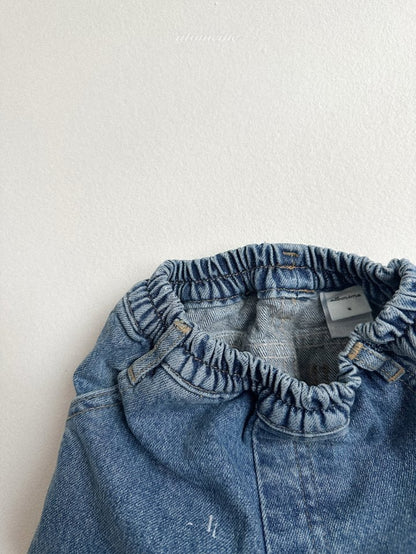 [PRE-ORDER] Half Slit Denim Pants