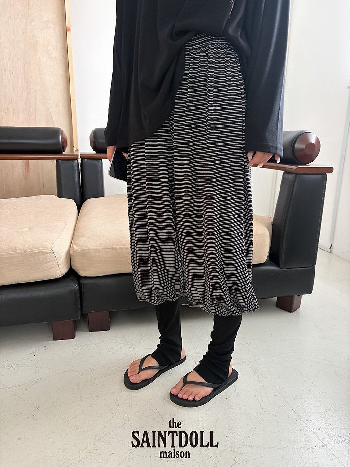 [PRE-ORDER] Bang Bang Ring Pants (Mom Couple)