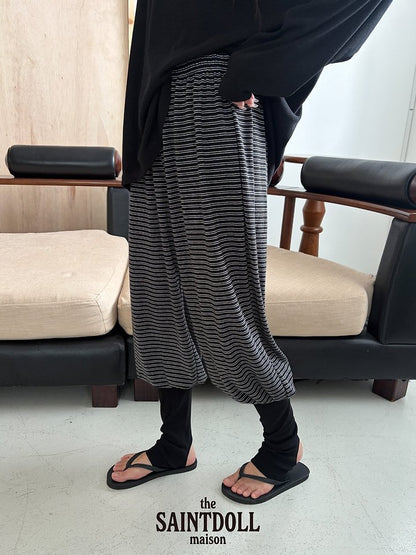 [PRE-ORDER] Bang Bang Ring Pants (Mom Couple)