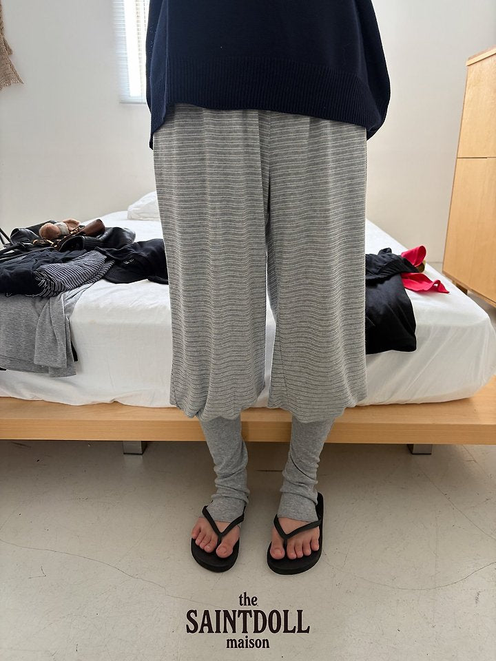 [PRE-ORDER] Bang Bang Ring Pants (Mom Couple)