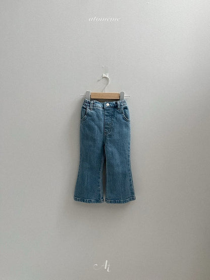 [PRE-ORDER] Berry Boot-Cut Denim Pants