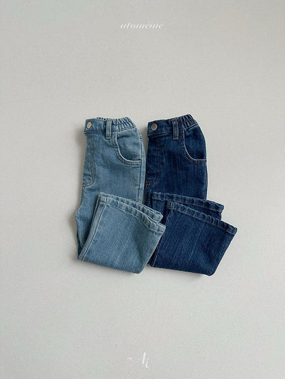 [PRE-ORDER] Berry Boot-Cut Denim Pants