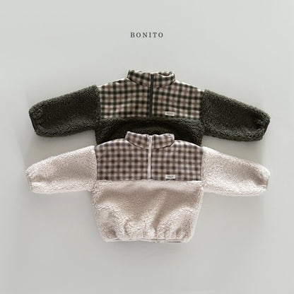 [PRE-ORDER] Suede Check Sherpa Sweatshirts