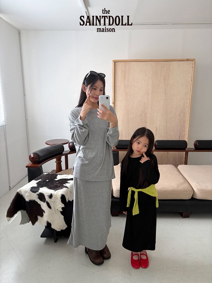 [PRE-ORDER] Flowy Skirts (Mom Couple)