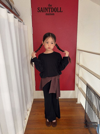 [PRE-ORDER] Soft Boot-Cut Pants (Mom Couple)
