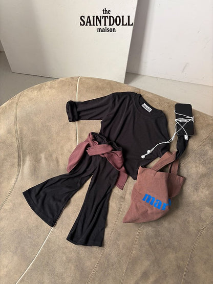 [PRE-ORDER] Soft Boot-Cut Pants (Mom Couple)