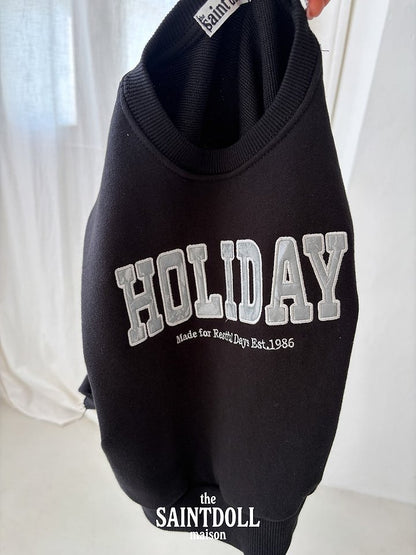 [PRE-ORDER] Holiday Sweatshirts (Mom Couple)