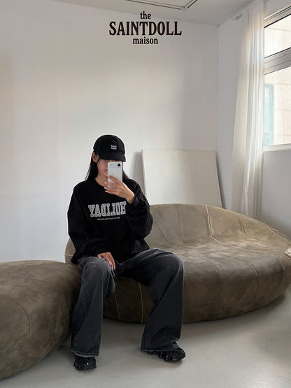 [PRE-ORDER] Holiday Sweatshirts (Mom Couple)