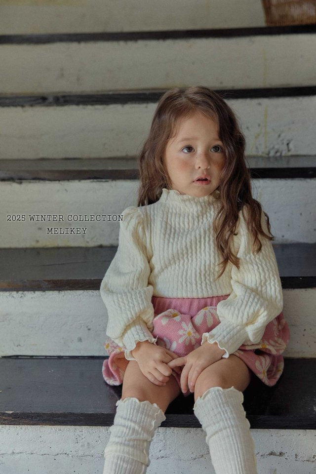 [PRE-ORDER] Big Floral Shorts