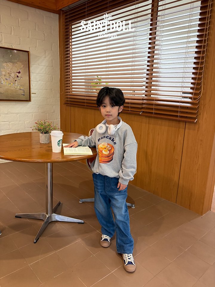 [PRE-ORDER] Pancake Sweatshirts (Mom Couple)