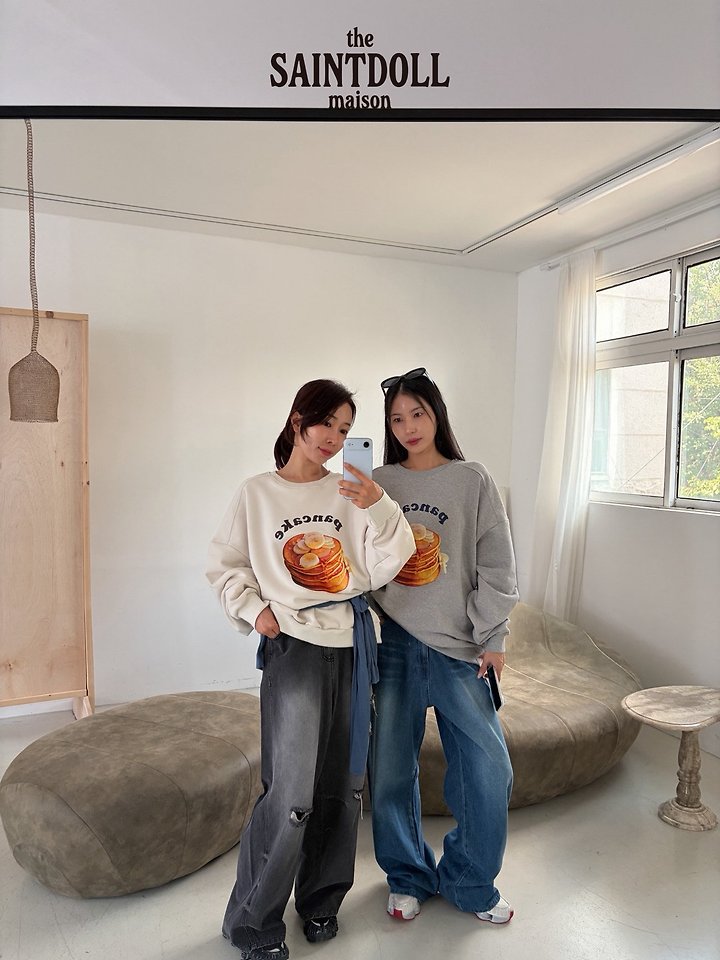 [PRE-ORDER] Pancake Sweatshirts (Mom Couple)