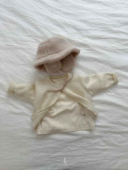 [PRE-ORDER] Teddy Bucket Hat