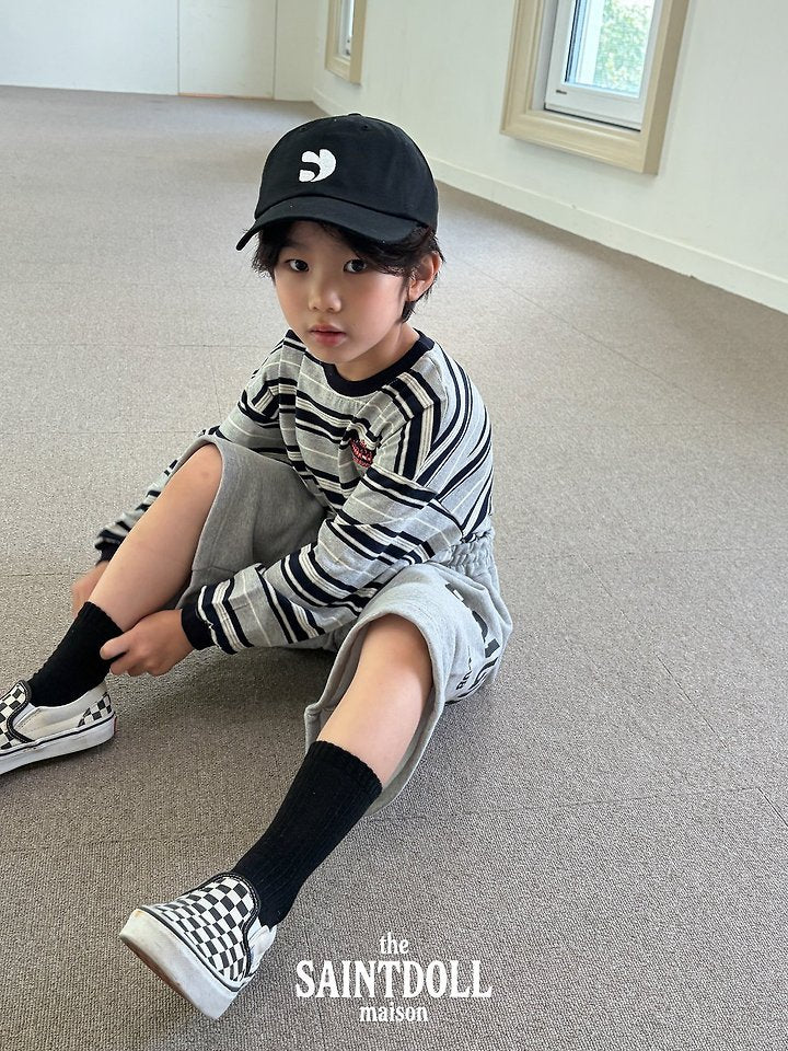 [PRE-ORDER] Embroidered Stripe T-Shirts