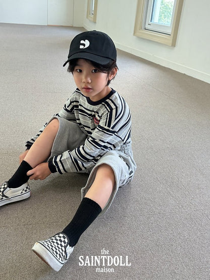 [PRE-ORDER] Embroidered Stripe T-Shirts