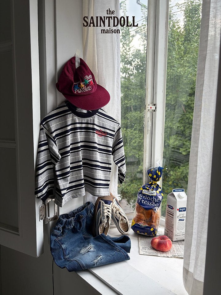[PRE-ORDER] Embroidered Stripe T-Shirts