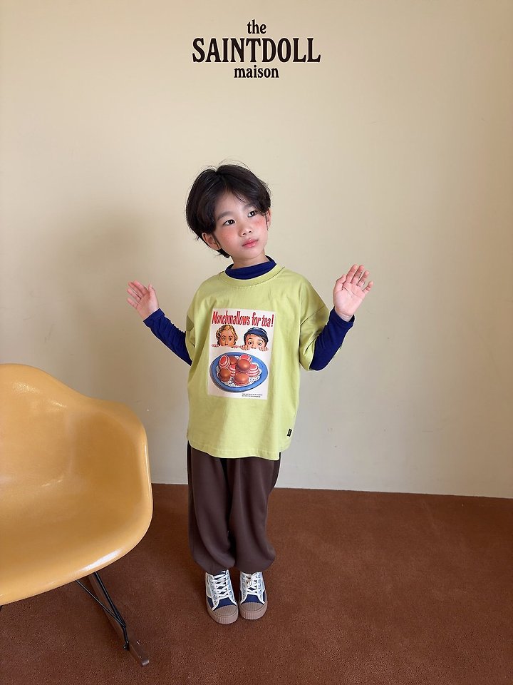 [PRE-ORDER] Half High Neck T-Shirts (Mom Couple)