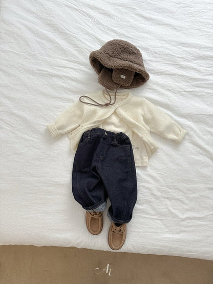 [PRE-ORDER] Teddy Bucket Hat