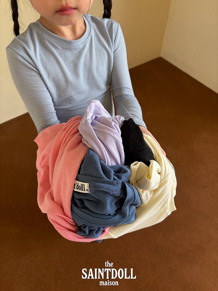 [PRE-ORDER] Chewy T-Shirts (Mom Couple)