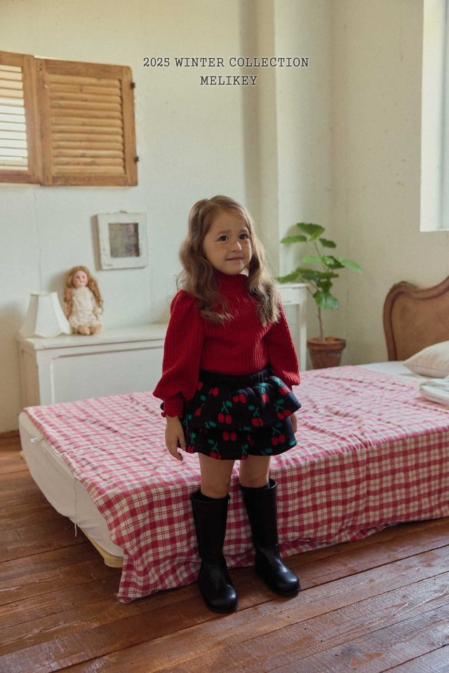 [PRE-ORDER] Cherry Frill Shorts