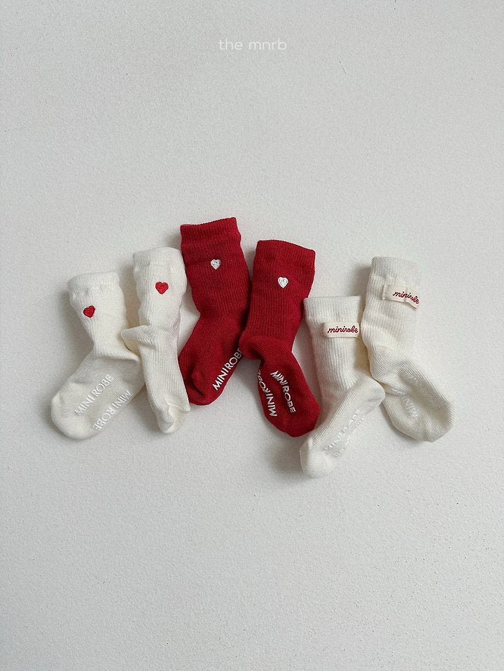 [PRE-ORDER] Heart Logo Socks Set