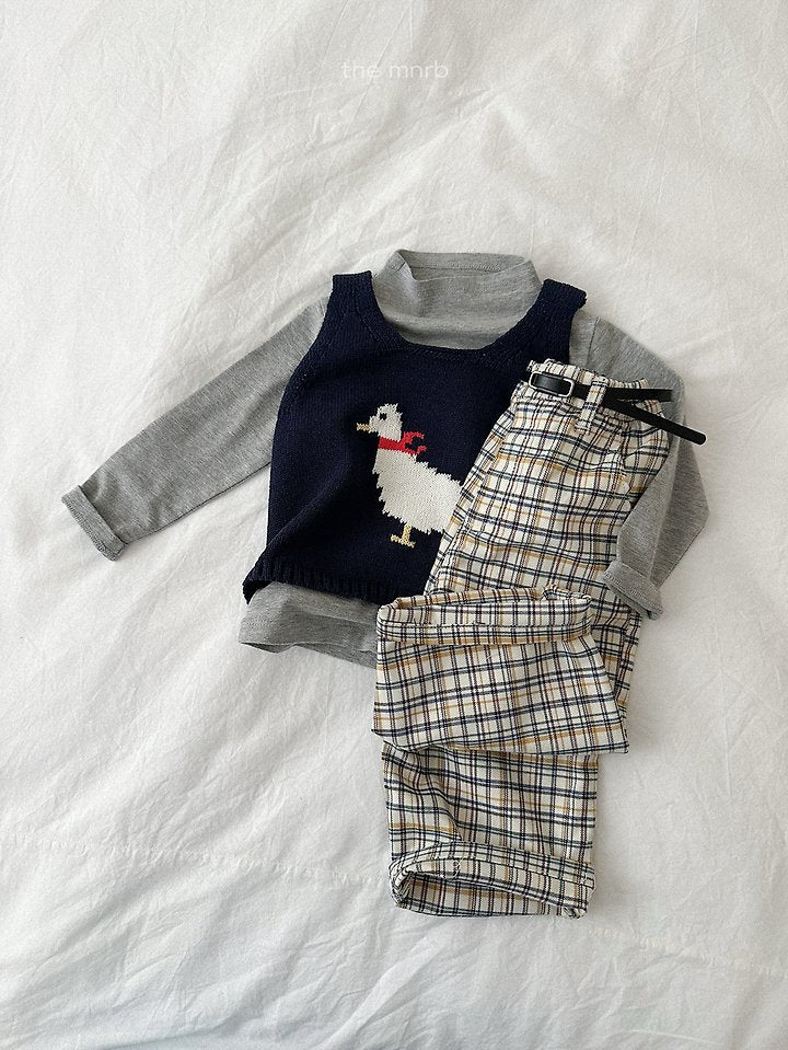 [PRE-ORDER] Duck Sweater Vest