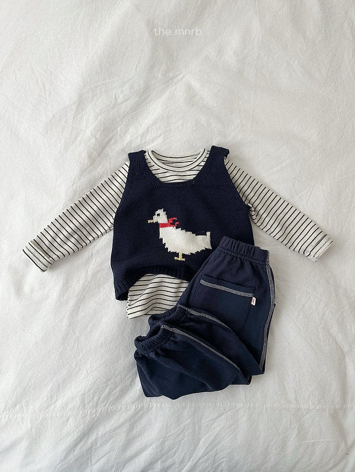 [PRE-ORDER] Duck Sweater Vest