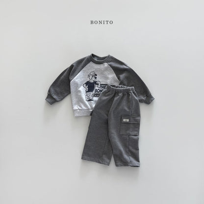 [PRE-ORDER] Wolf Raglan Sweatshirts