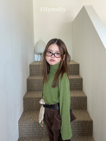 [PRE-ORDER] Snow Warmer Turtleneck T-Shirts