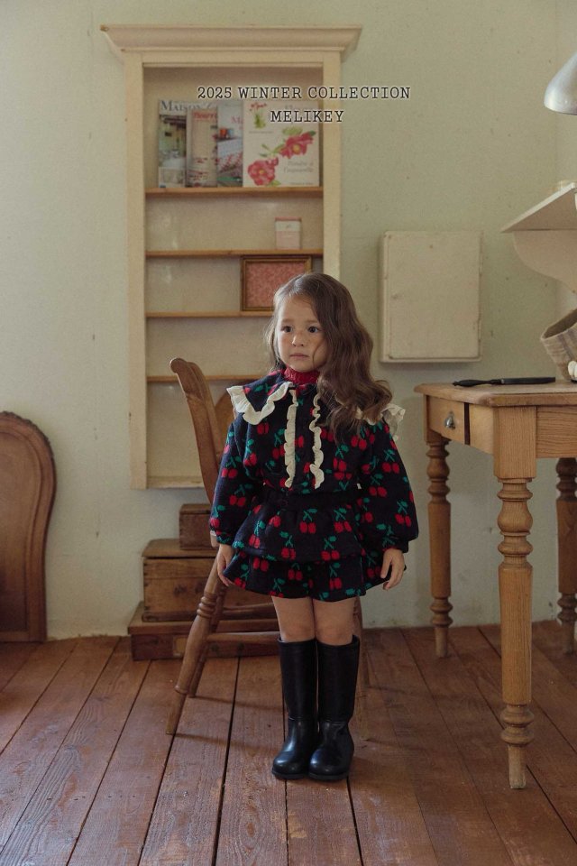 [PRE-ORDER] Cherry Frill Cardigan