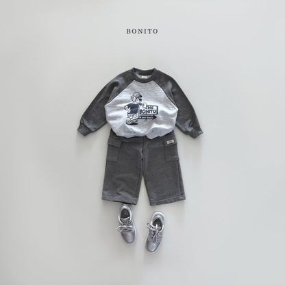 [PRE-ORDER] Wolf Raglan Sweatshirts
