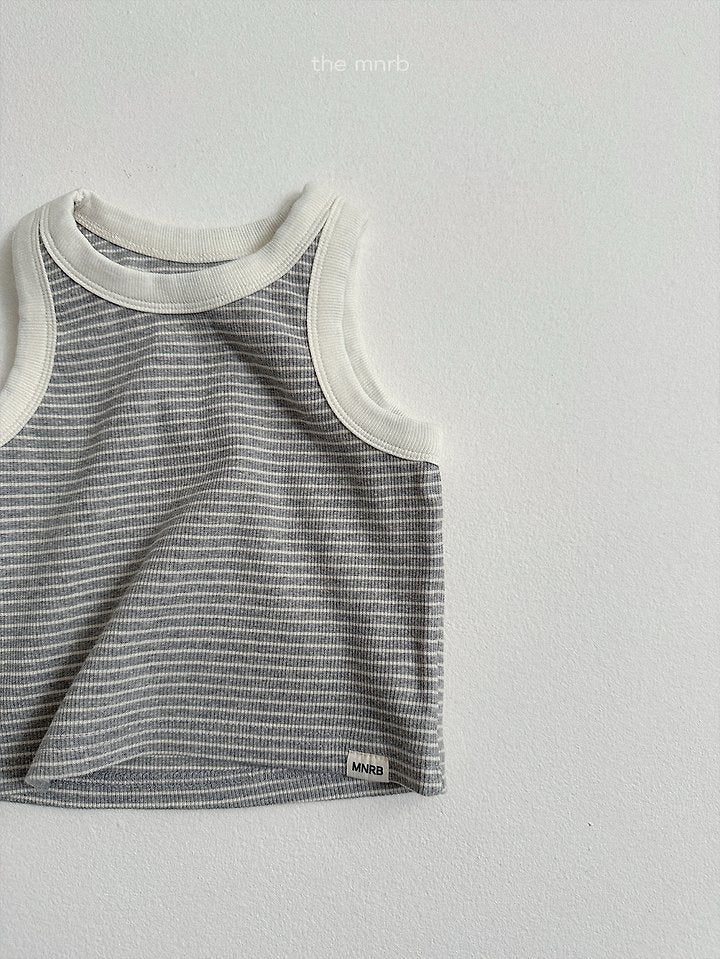 [PRE-ORDER] Vienna Sleeveless T-Shirts