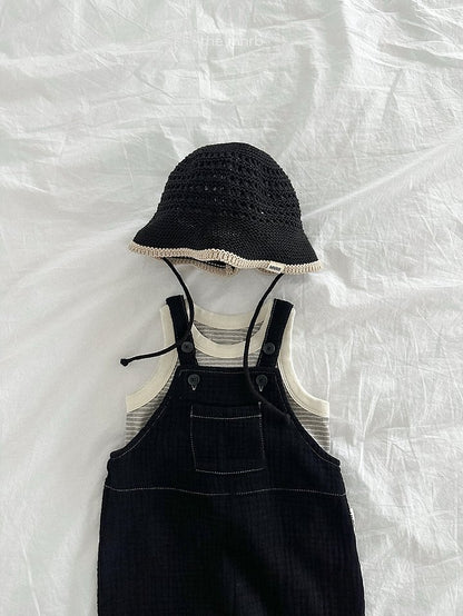 [PRE-ORDER] Vienna Sleeveless T-Shirts