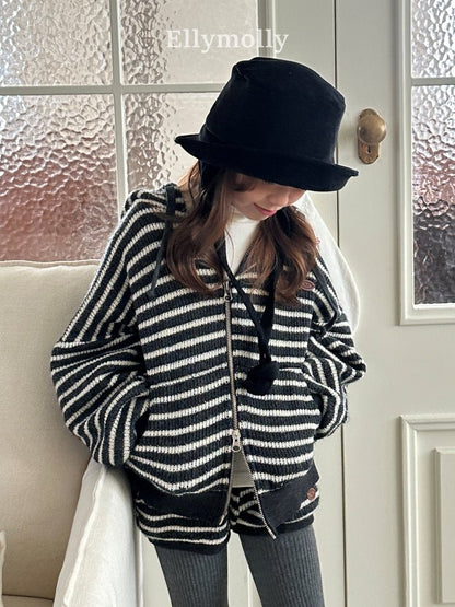 [PRE-ORDER] Wool Knit Stripe Shorts