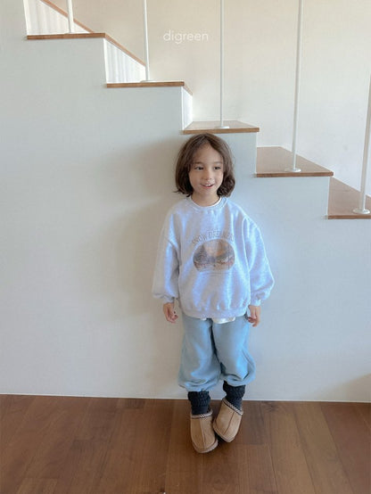 [PRE-ORDER] Snow Ball Sweatshirts