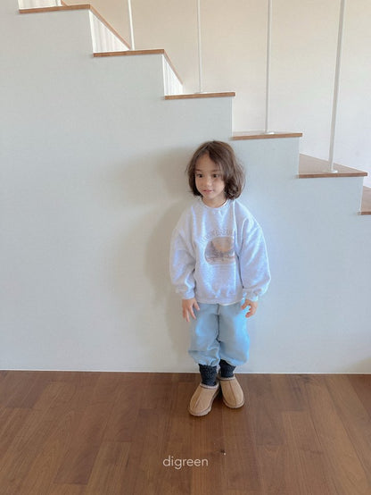 [PRE-ORDER] Snow Ball Sweatshirts