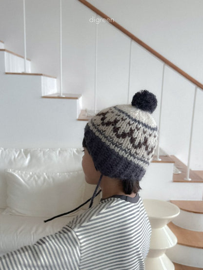 [PRE-ORDER] Cowichan Bonnet