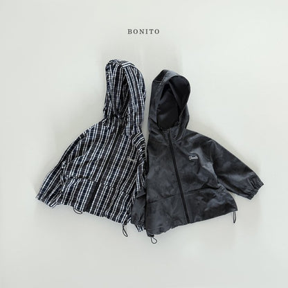 [PRE-ORDER] Windbreaker Hoodie Jumper (Mom&Dad Couple)