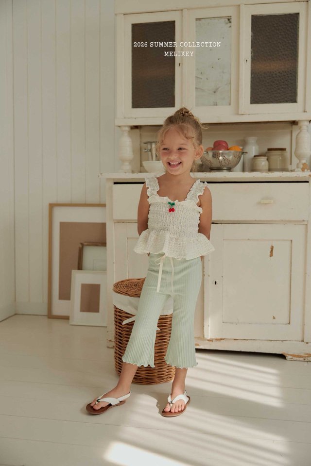 [PRE-ORDER] Cherry Smocking Blouse