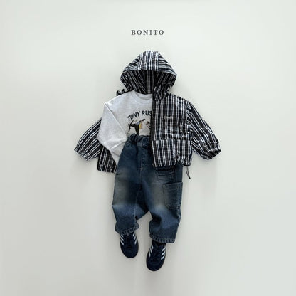 [PRE-ORDER] Windbreaker Hoodie Jumper (Mom&Dad Couple)