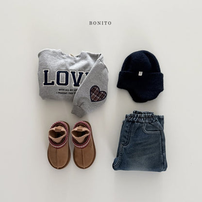 [PRE-ORDER] Love Heart Sweatshirts