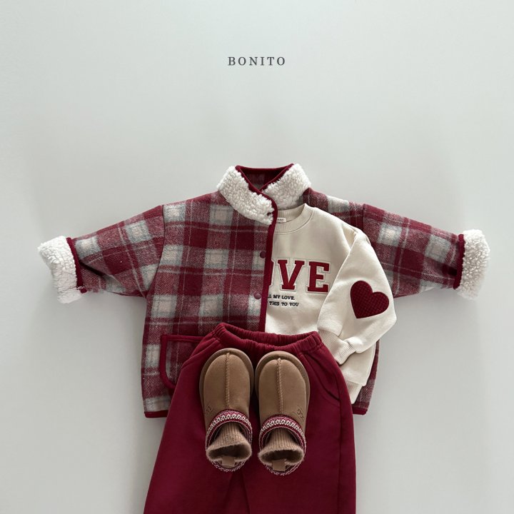 [PRE-ORDER] Love Heart Sweatshirts