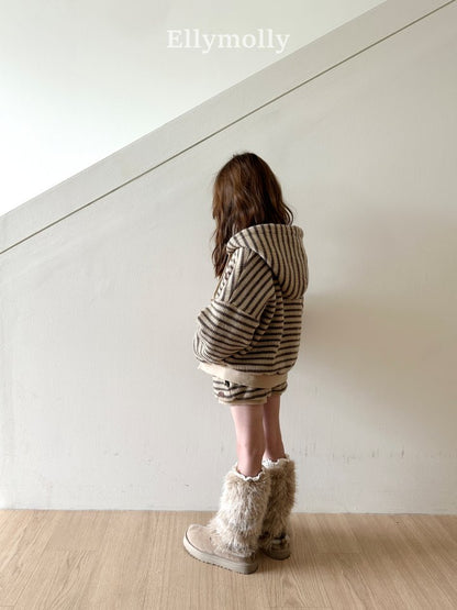 [PRE-ORDER] Wool Knit Stripe Shorts