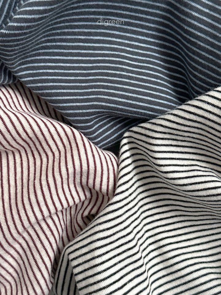 [PRE-ORDER] Loose Fit Turtleneck T-Shirts