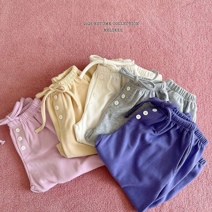 [PRE-ORDER] Button Jogger