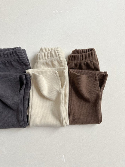 [PRE-ORDER] Slit Pants