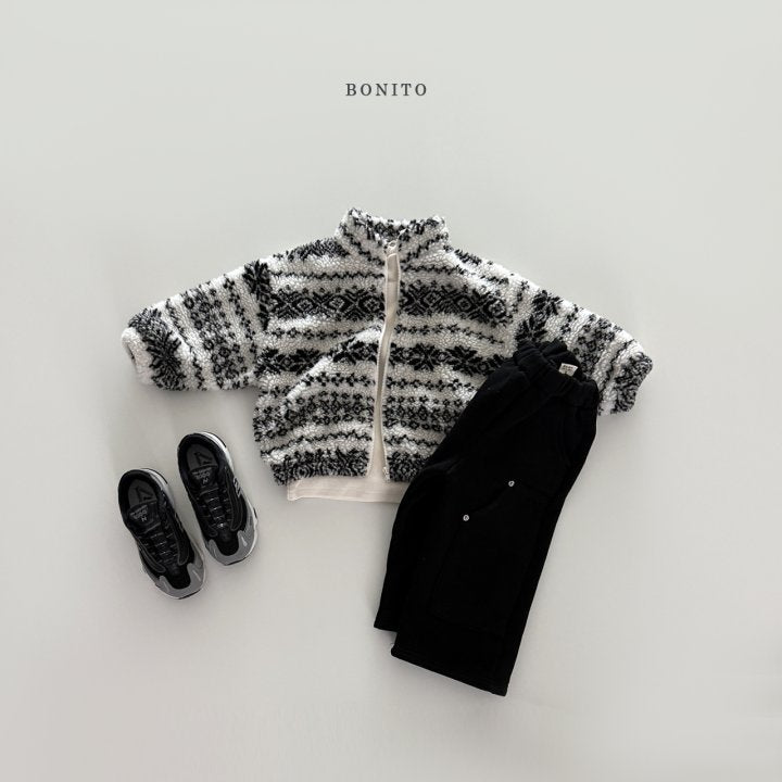 [PRE-ORDER] Snowflake Sherpa Jacket