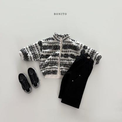 [PRE-ORDER] Snowflake Sherpa Jacket