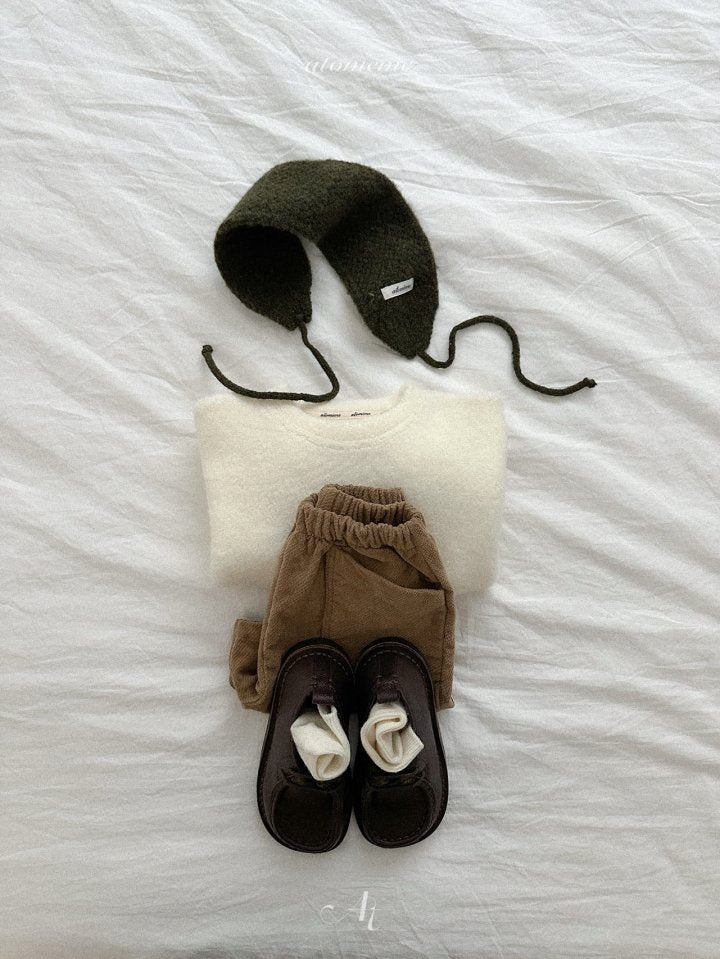 [PRE-ORDER] Sweater Ear Warmer