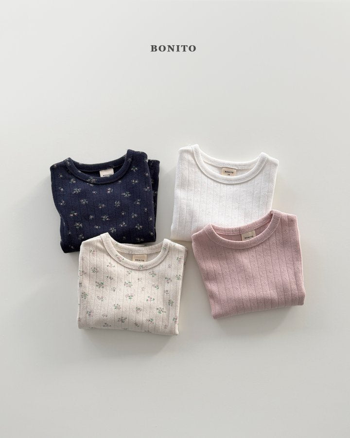 [PRE-ORDER] Eyelet T-Shirts
