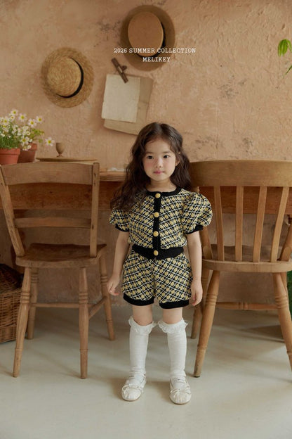 [PRE-ORDER] Elly Frill Knee Socks